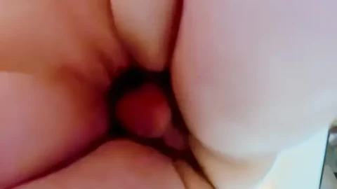 这个是与哥哥乱伦的白虎萝莉-哥哥乱搞困在厨房的学校女孩妹妹的视频封面