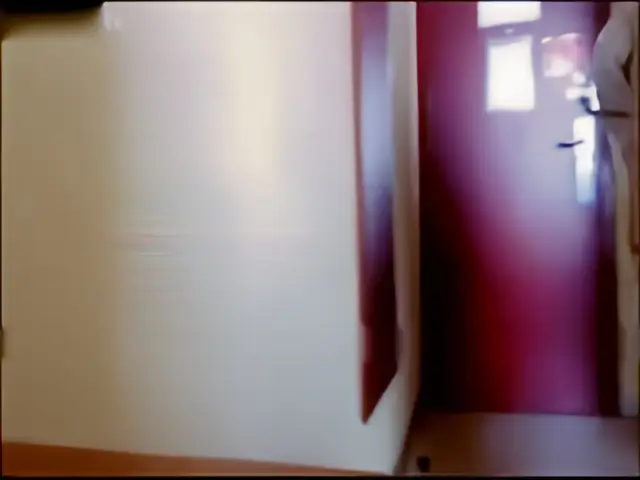 这个是国产做爱从床上到浴室的视频封面