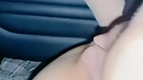 这个是开档丝袜诱惑私家车上口交大鸡巴，上位抽插浪叫不断真刺激的视频封面