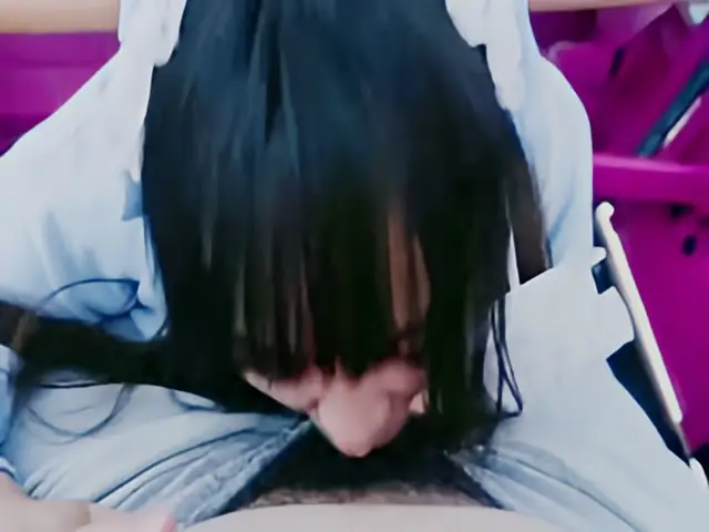 这个是摩天轮露出口爆射精的视频封面