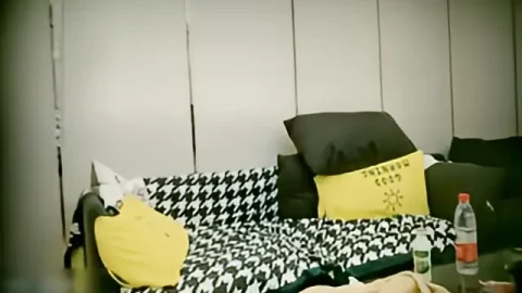 这个是极品00后小萝莉奶声奶气苗条清新沙发啪啪激情无限的视频封面