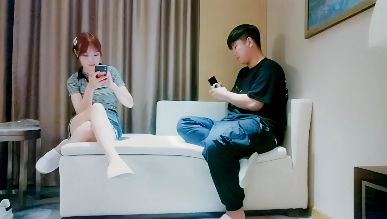 这个是红内裤战神约战小萝莉，甜美乖巧，观音坐莲，翘臀抽插，画质向老金看齐，高清源码录制的视频封面