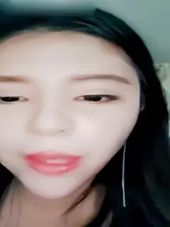 这个是约战粉丝和附近的人一女侍三男，小骚逼爽透了的视频封面