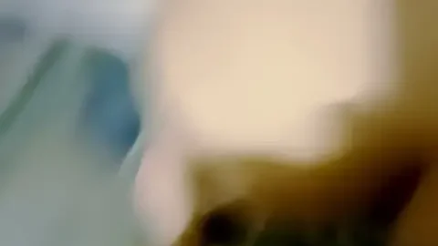 这个是老哥酒店猛干口交舔硬后入抽插从下往上视角拍摄的视频封面