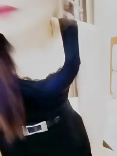 这个是长得像香港演员万倚雯气质美少妇旅馆叫外卖勾搭害羞的美团外卖小哥啪啪对白有趣的视频封面