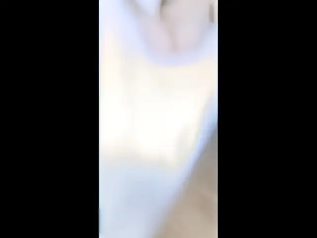 这个是长相甜美粉嫩妹子开档灰丝高跟鞋最后内射的视频封面