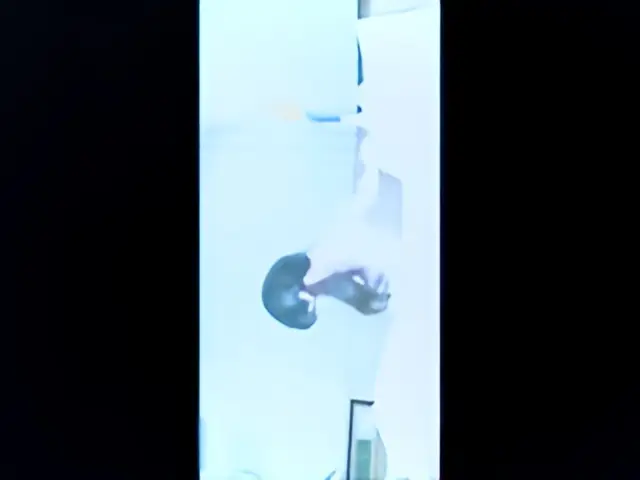 这个是马尾辫的无毛学生妹被大屌无情抽插的视频封面